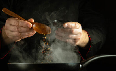 Kaşığı Kim Buldu?