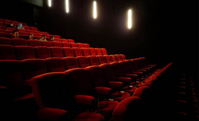 Tiyatroyu Kim Buldu?