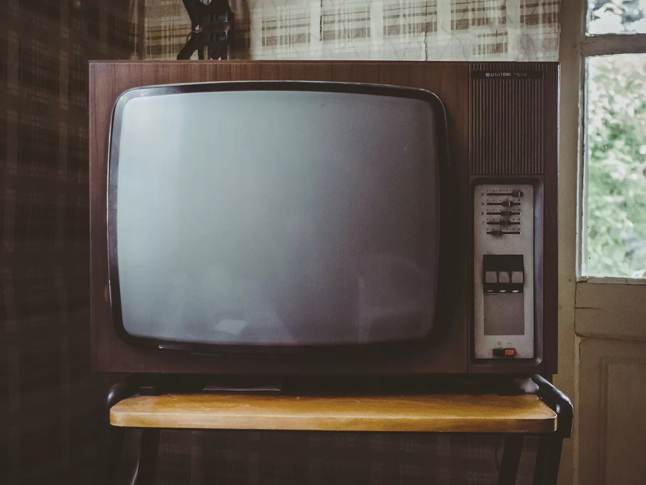 Televizyonu Kim Buldu ?
